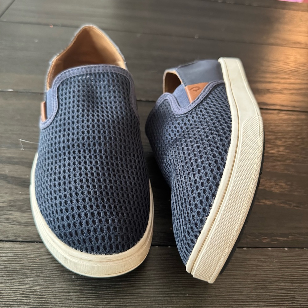 OluKai Pehuea Dede Slip on Sneaker